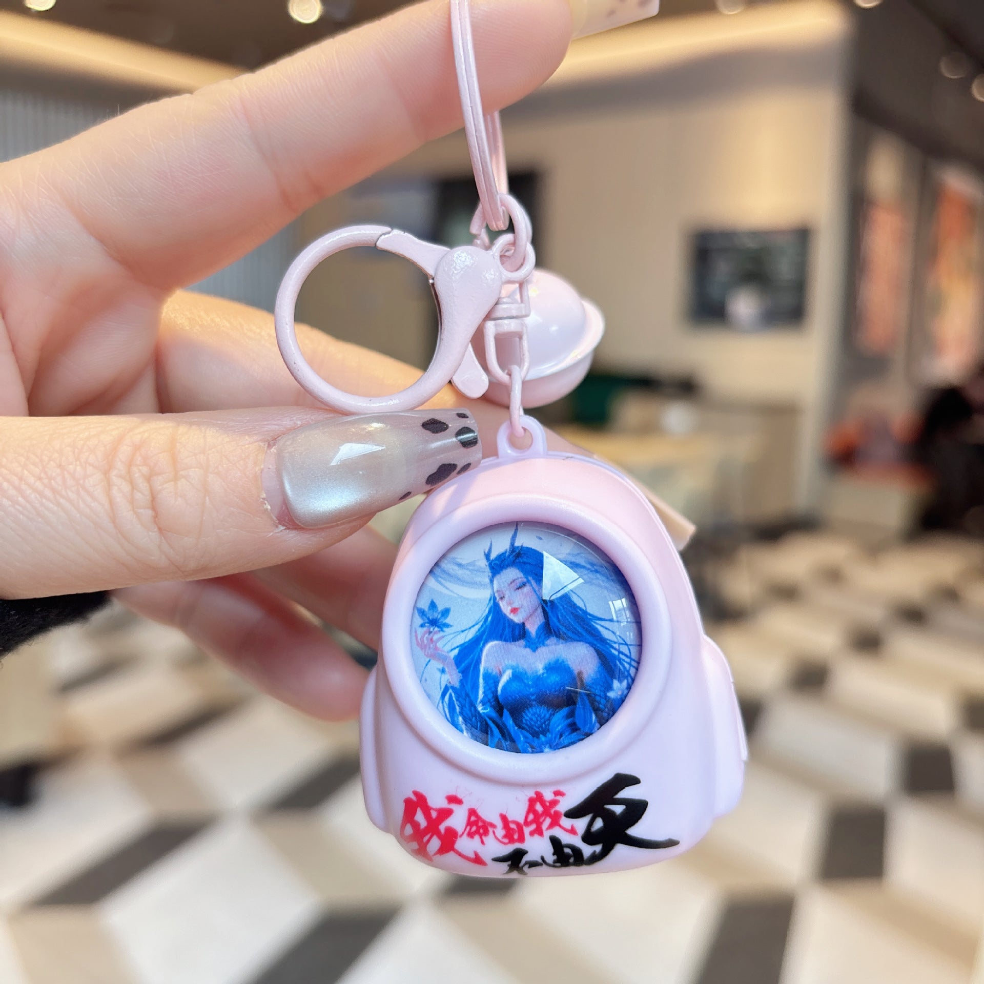 Cute Bear Backpack LED Night Light Keychain, Kawaii Bag Charm Pendant, Mini Atmosphere Light Key Ring, Claw Machine Prize, Small Gift for Kids & Teens