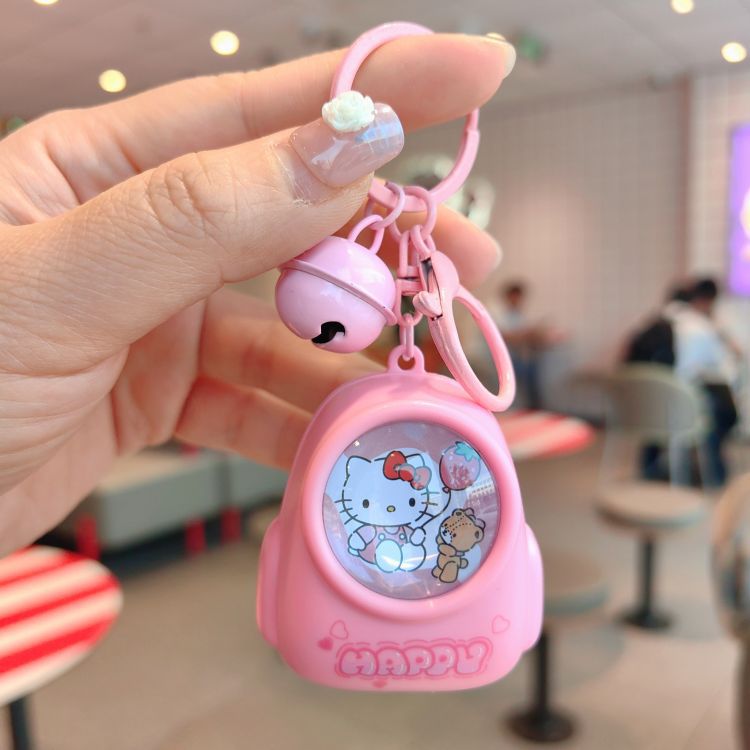 Cute Bear Backpack LED Night Light Keychain, Kawaii Bag Charm Pendant, Mini Atmosphere Light Key Ring, Claw Machine Prize, Small Gift for Kids & Teens